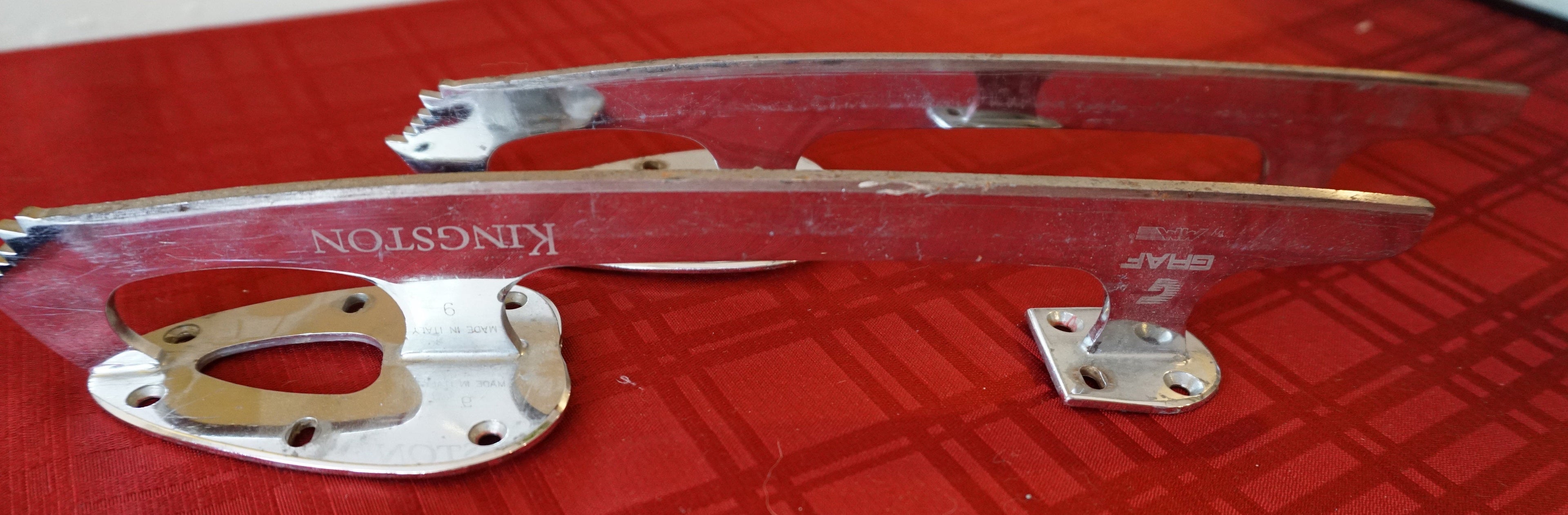 Previously Owned Graf Kingston Skate Blades 9"